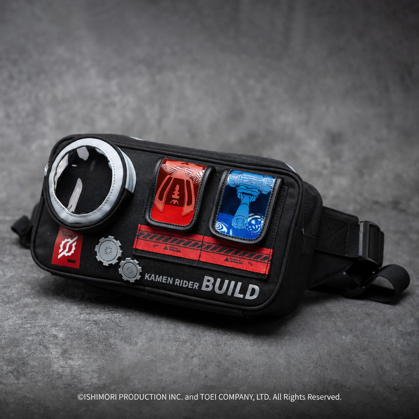 Officially Licensed Kamen Rider Build Chest Bag by Moeyu