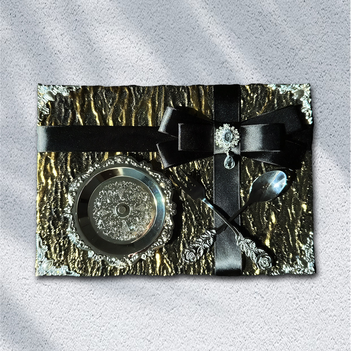 (Custom size) Mystic Castle Itabag Display Insert -Holds one Badge perfectly-Finished Ita Board Original Handmade