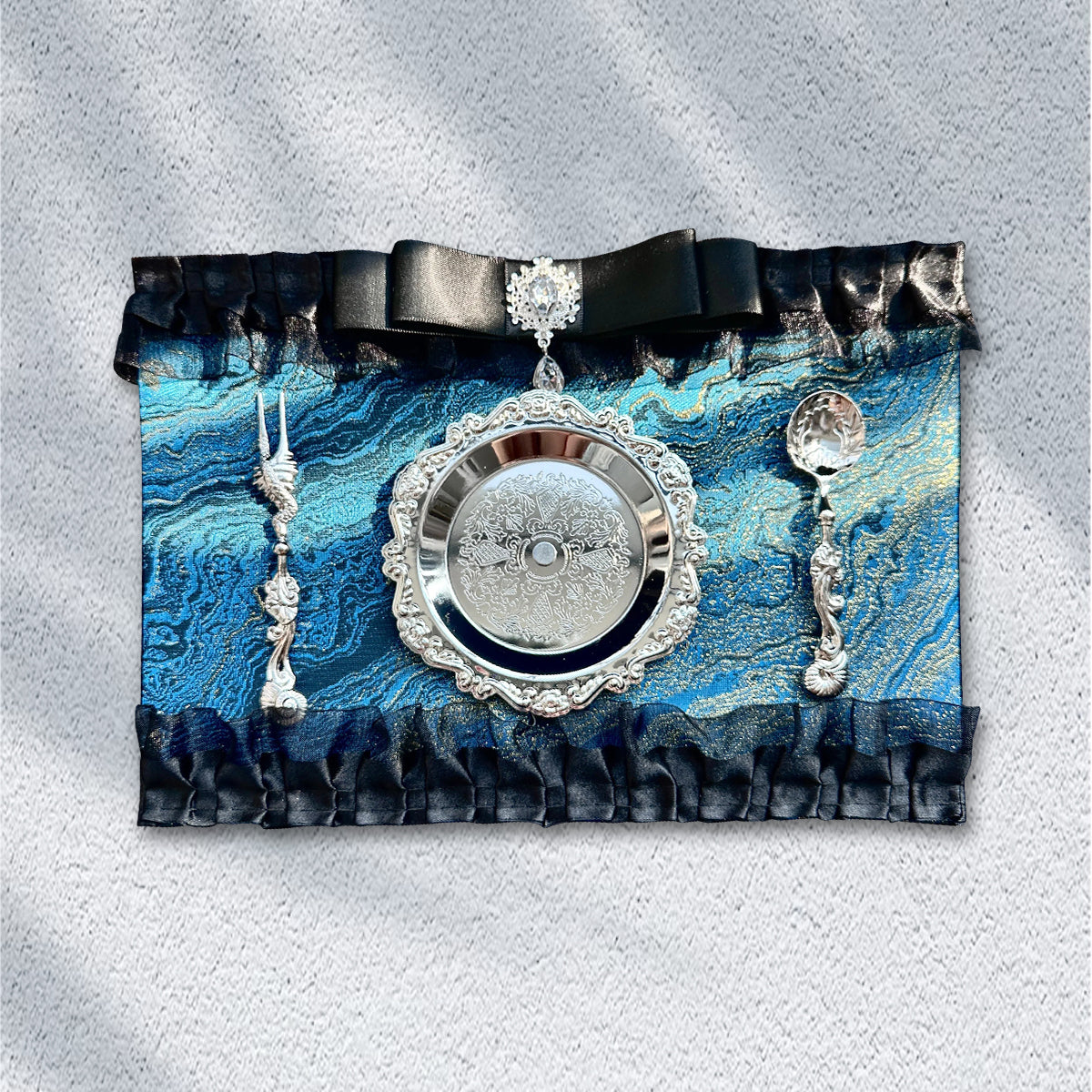 (Custom size) Mystic Castle Itabag Display Insert -Holds one Badge perfectly-Finished Ita Board Original Handmade