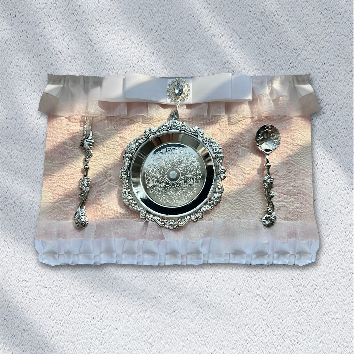 (Custom size) Mystic Castle Itabag Display Insert -Holds one Badge perfectly-Finished Ita Board Original Handmade
