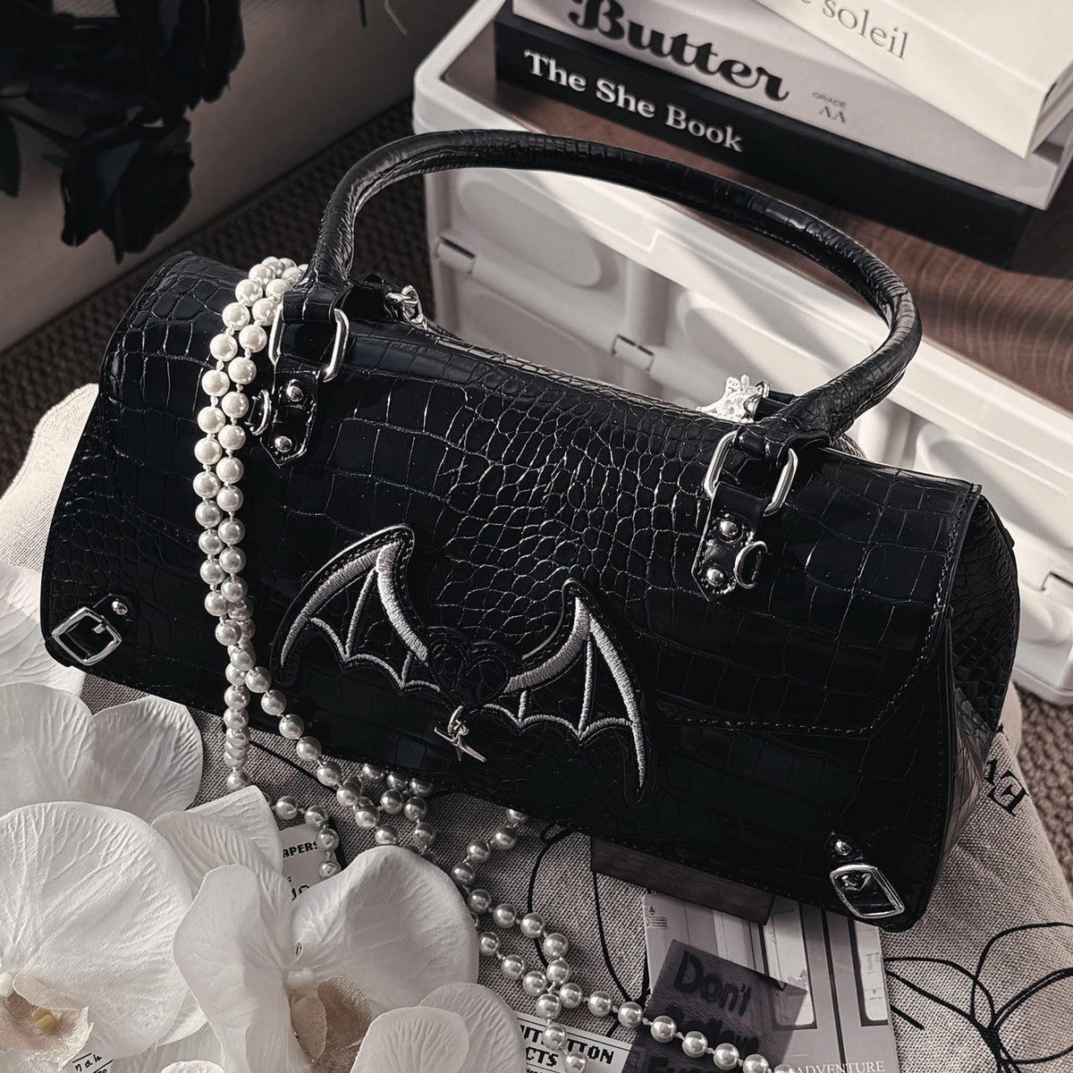 BananaGuava Bat Ita Shoulder Bag with Display Window