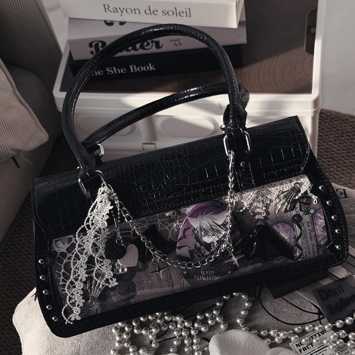 BananaGuava Bat Ita Shoulder Bag with Display Window