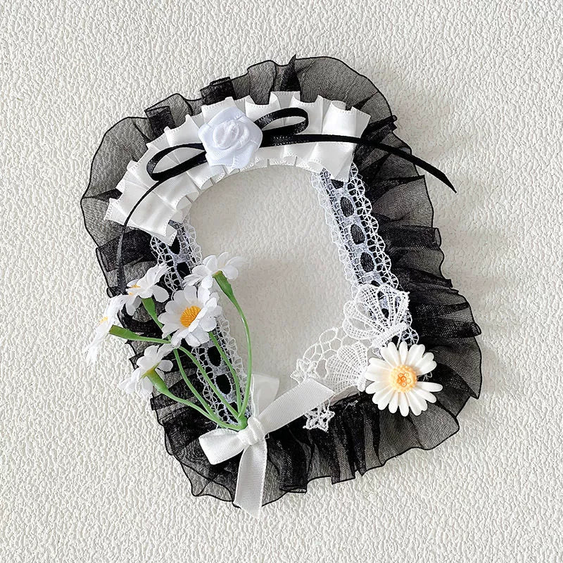 Original Daisy Lace Card Holder