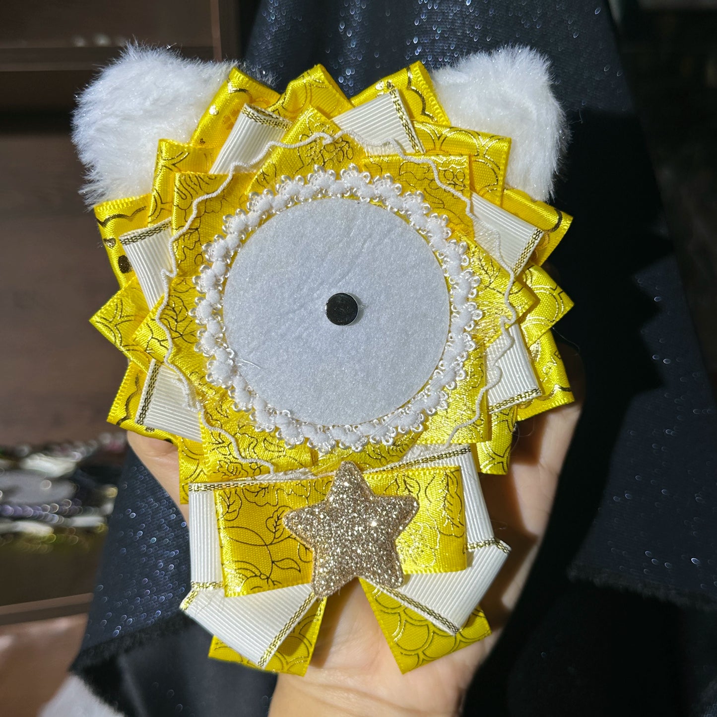 Handmade Original Cat Ear Plush Badge Holder – Cute DIY Ita Bag Decoration Base for 2.28-2.95 inch (58mm-75mm) Badges