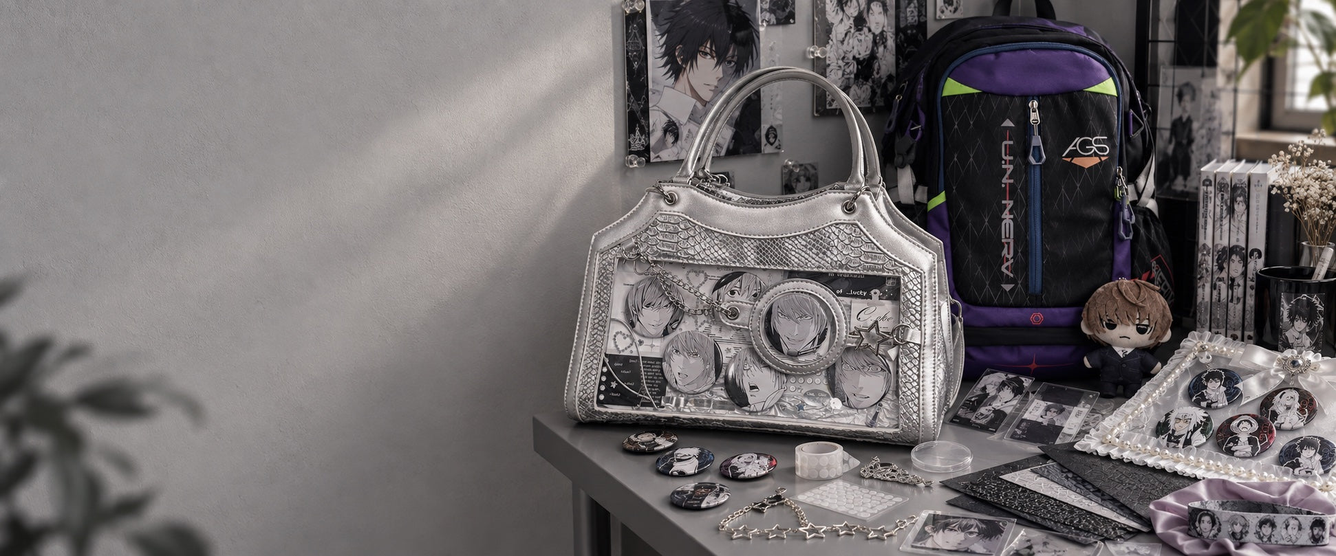A fan’s collection of ita bags, an anime collab backpack, badges and DIY display accessories.